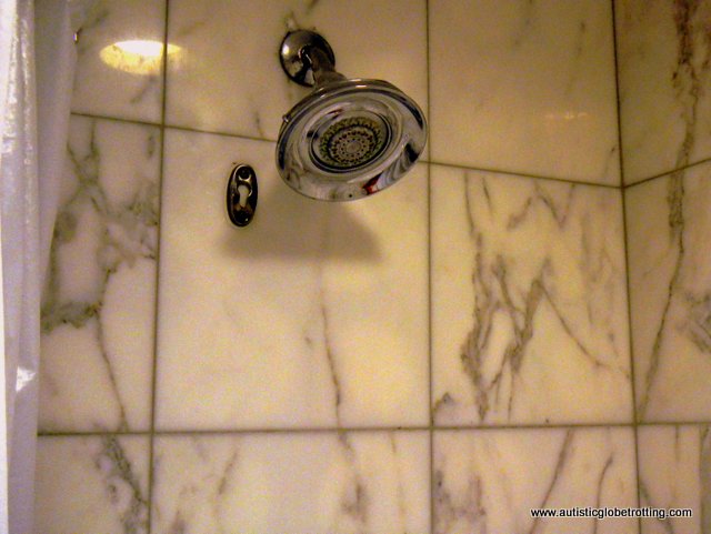 Choosing a Hotel when Traveling with Autism shower