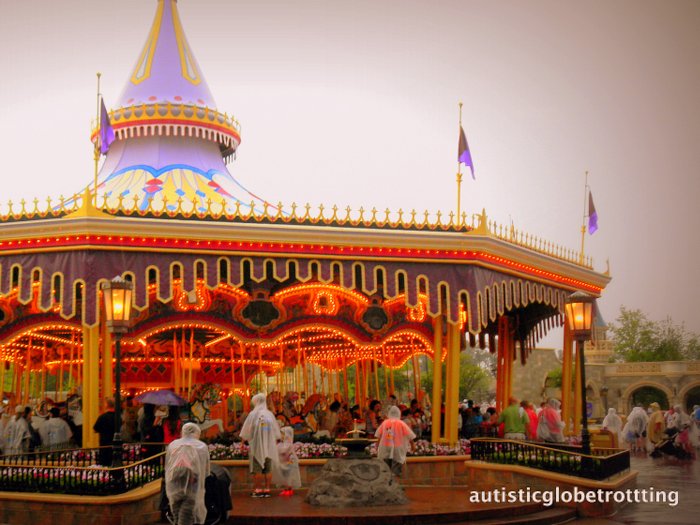 Clothing Tips When Taking Kids with Autism to Disney World red