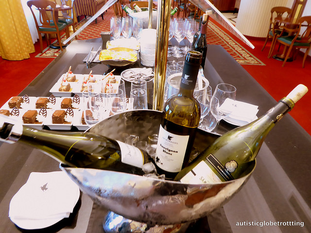 Review of The JW Marriott Bucharest Executive Lounge wines
