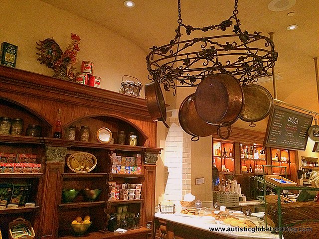 Choosing a Hotel when Traveling with Autism pans