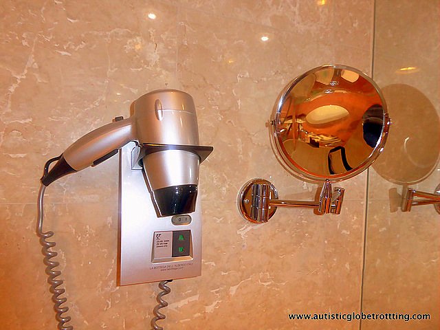 Family Stay at the Intercontinental David Tel Aviv bath
