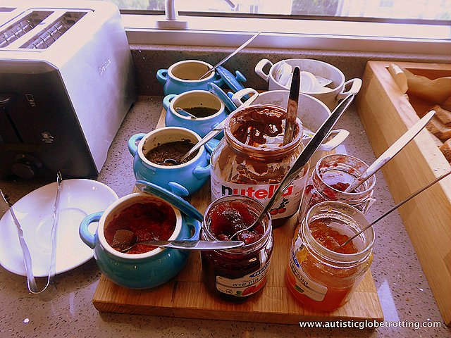 Staying with Family at the Vital Hotel Tel Aviv nutella