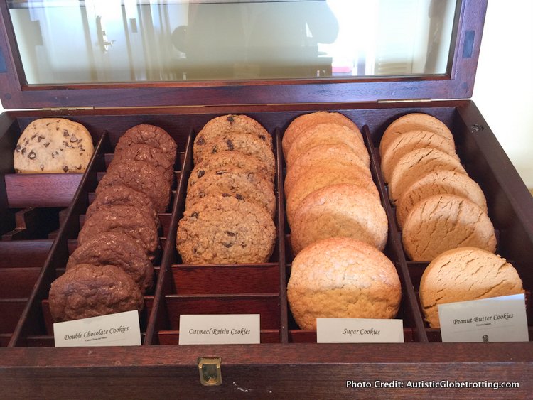 The Ritz-Carlton Orlando Grande Lakes Executive Lounge cookies