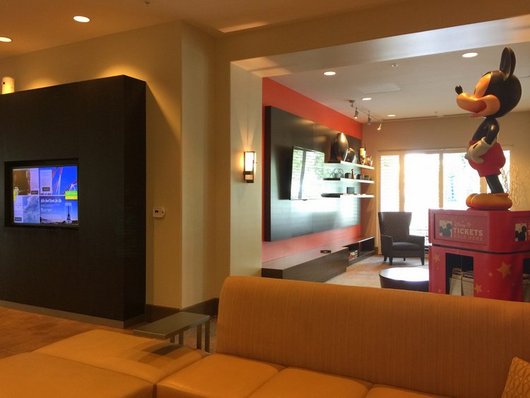 The Family Friendly Courtyard Anaheim Theme Park Entrance Hotel front