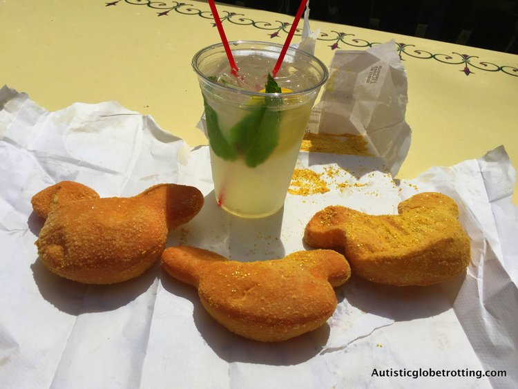 disney snacks new orleans beignets