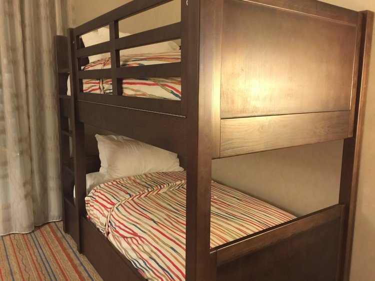 The Family Friendly Courtyard Anaheim Theme Park Entrance Hotel bunks