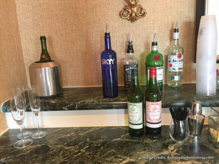 The Ritz-Carlton Orlando Grande Lakes Executive Lounge liquer