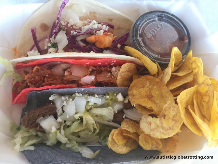 Universal Studios Volcano Bay™ Tips taco