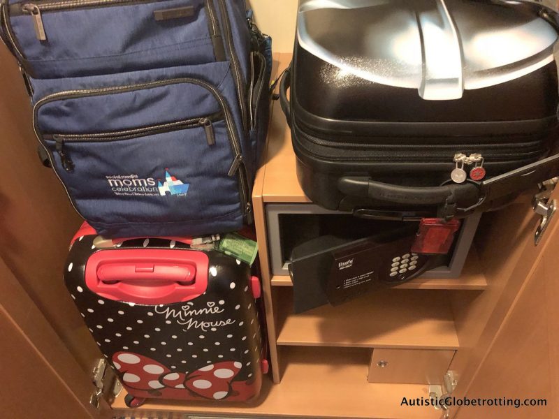My Favorite highlights from the Disney Social Media Moms Celebration 2018 the moms back pack