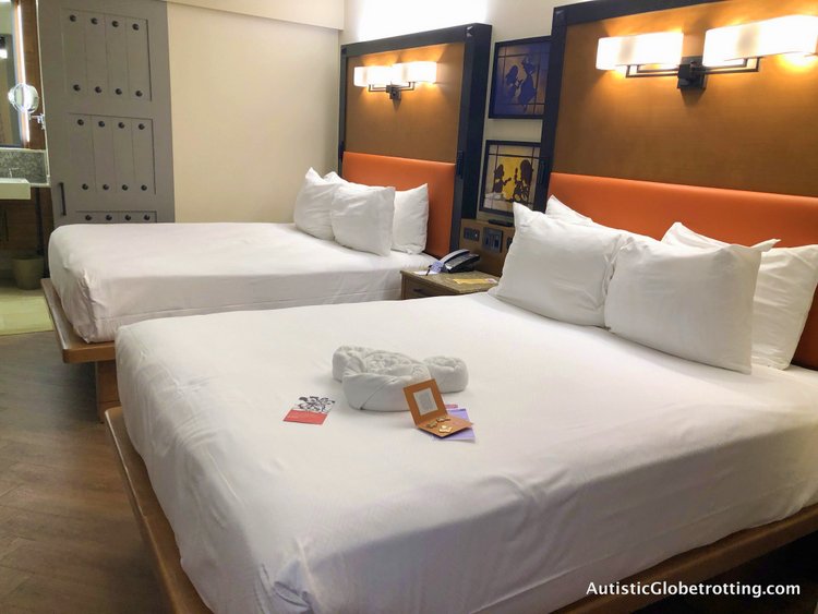 Disney Coronado Springs Resort Tips for Families queen beds