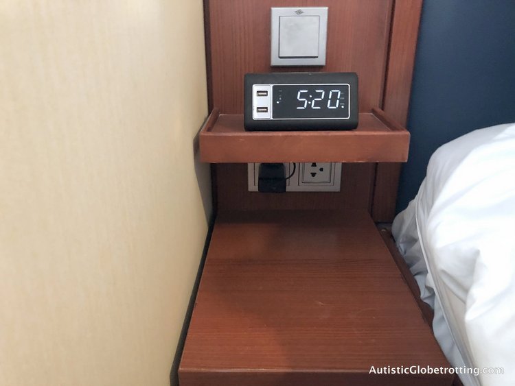 disney deluxe family oceanviewstateroom with verandah stateroom mini cabinets
