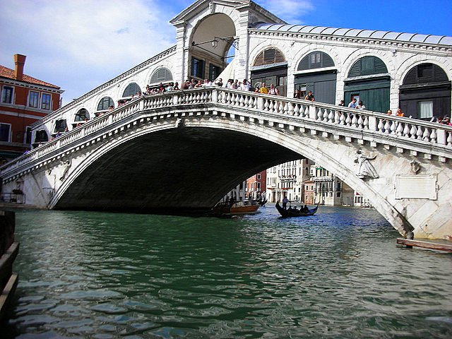 Experiencing Venice Italy with Kids bridge