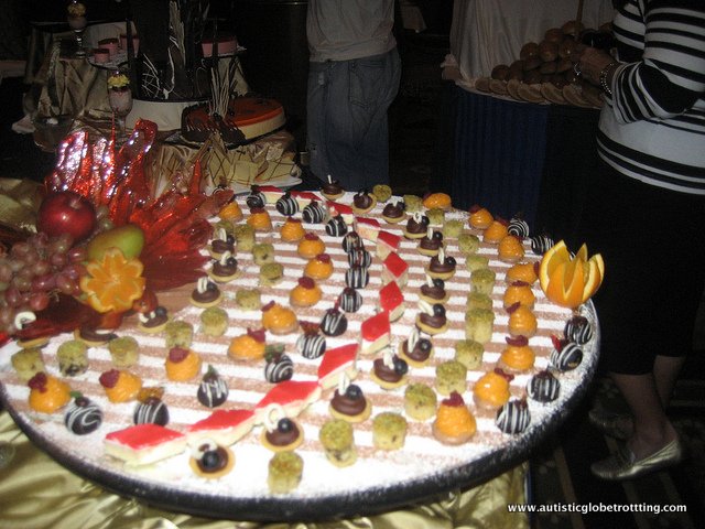 Five Easy Steps to Lose Weight on a Cruise buffet
