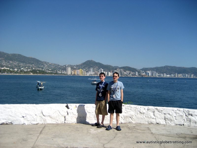 Traveling with Autism: 8 Common Mistakes and How to Avoid Them ACAPULCO