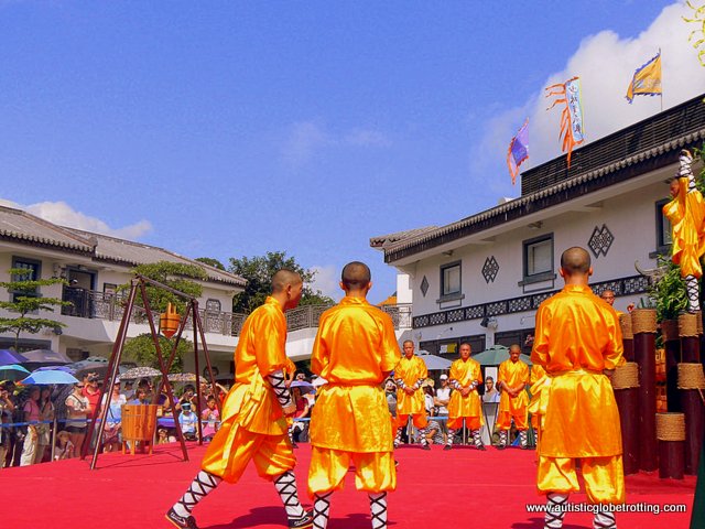 Spending The Day In Lantau with Family shaolin