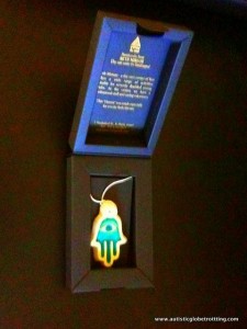 Hotel with the heart of Gold-David Intercontinental Tel Aviv hamsa
