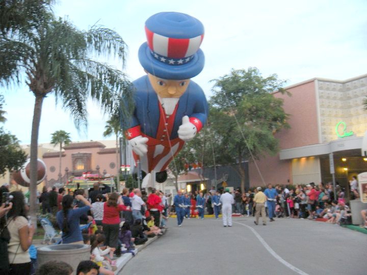 10 Ways Families with Autism can Celebrate July Fourth universal macys