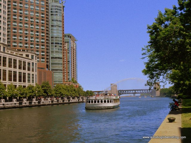 Eight Things to do in Chicago with Kids cruise