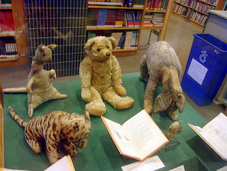 The_original_Winnie_the_Pooh_toys