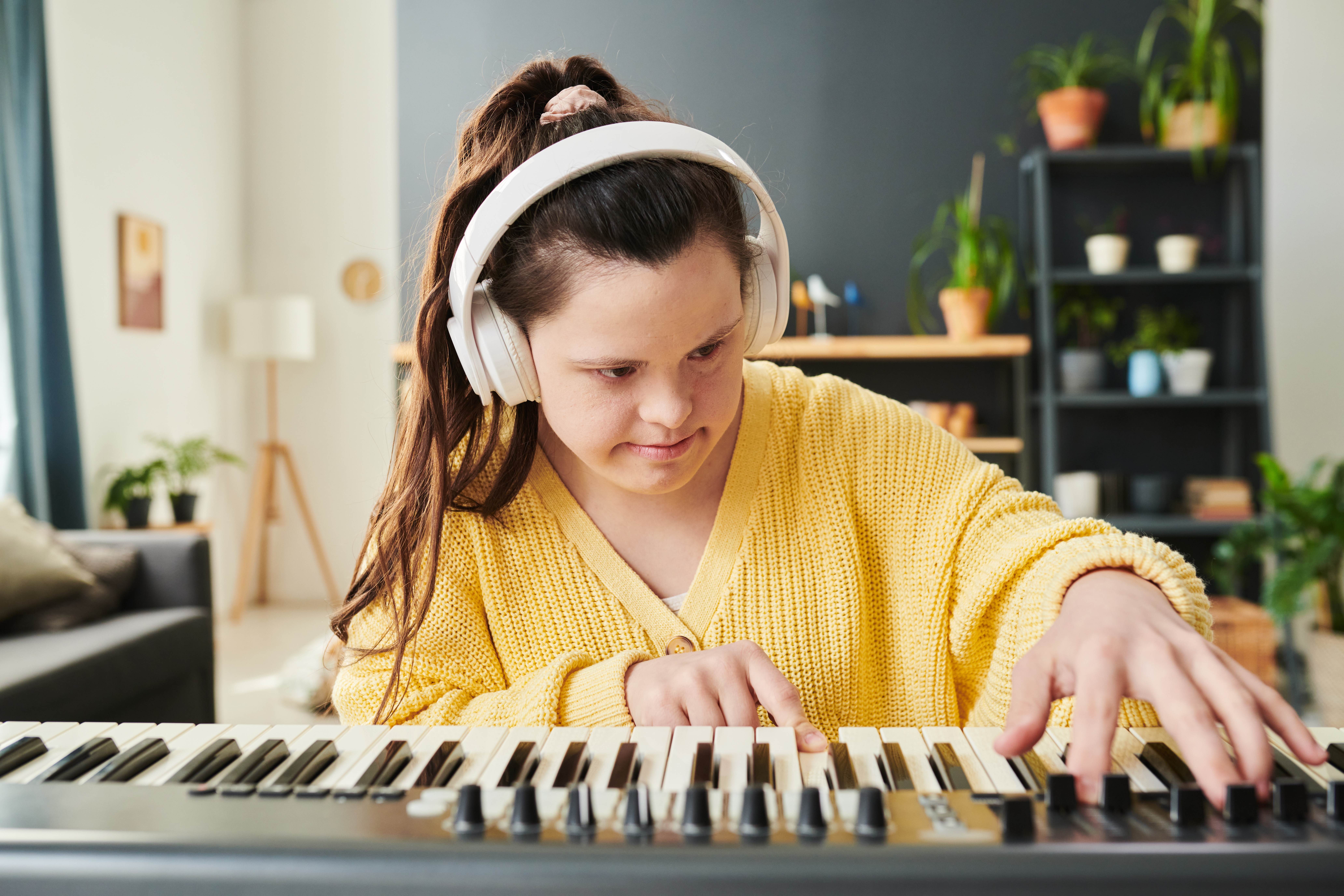creative-girl-down-syndrome